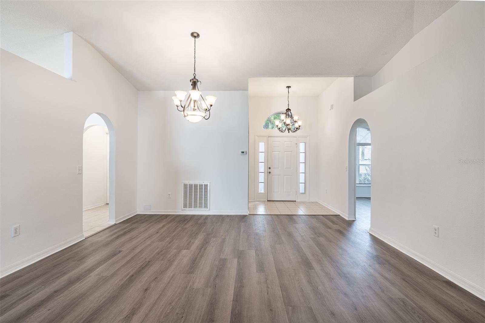 2123 ANOKA WAY, LEESBURG, FL, 34748