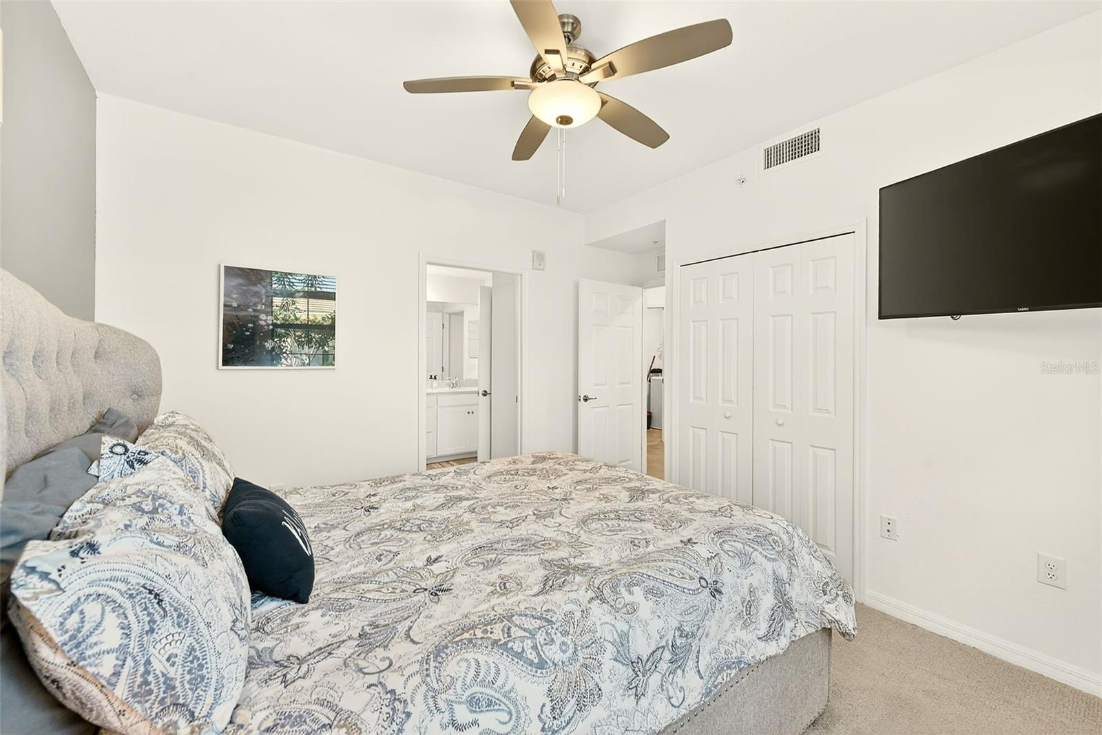 18028 GAWTHROP DR #101, BRADENTON, FL, 34211