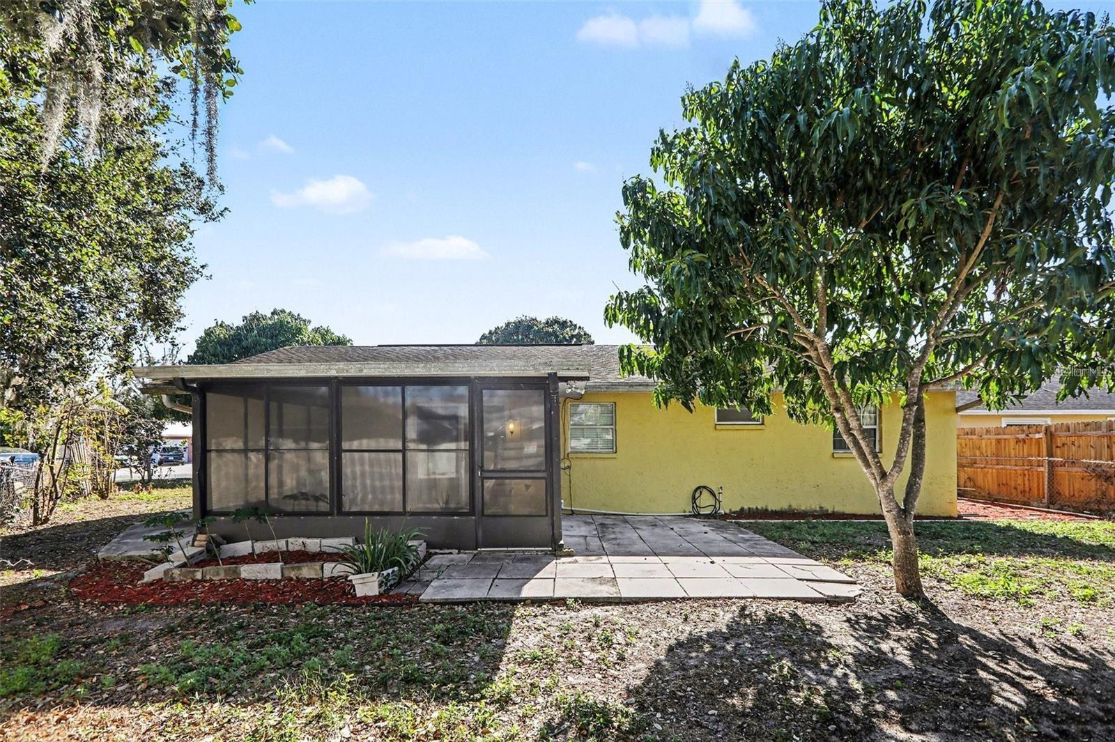 2874 INDIANWOOD DR, SARASOTA, FL, 34232