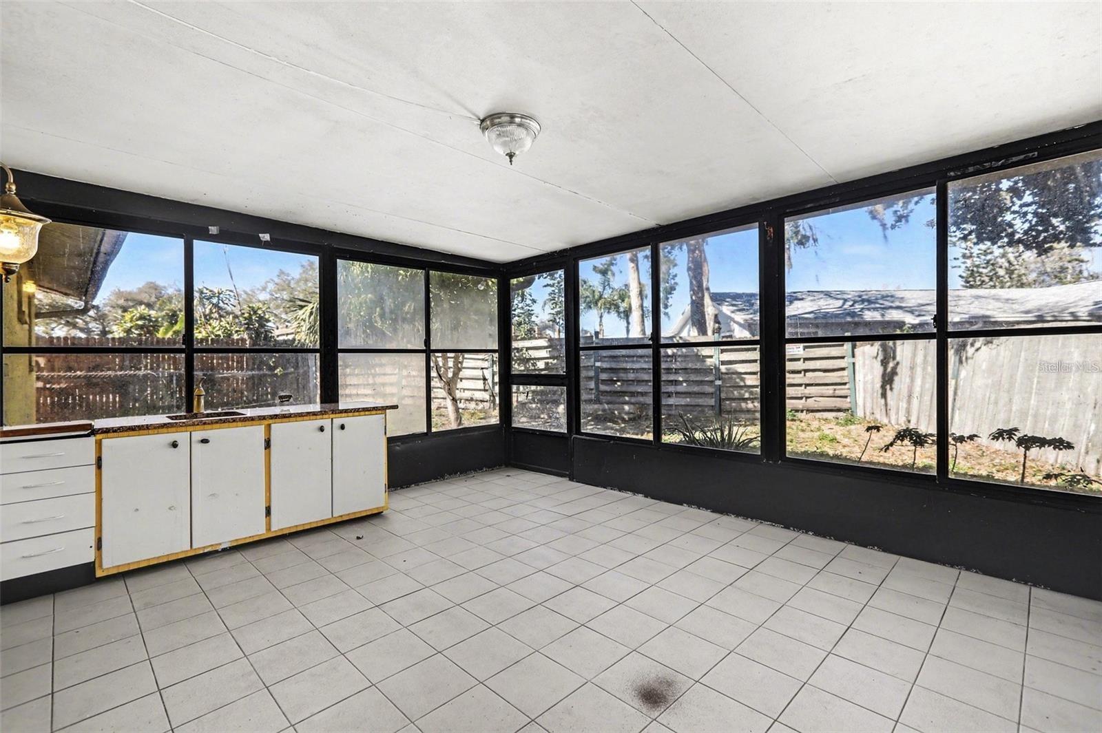 2874 INDIANWOOD DR, SARASOTA, FL, 34232