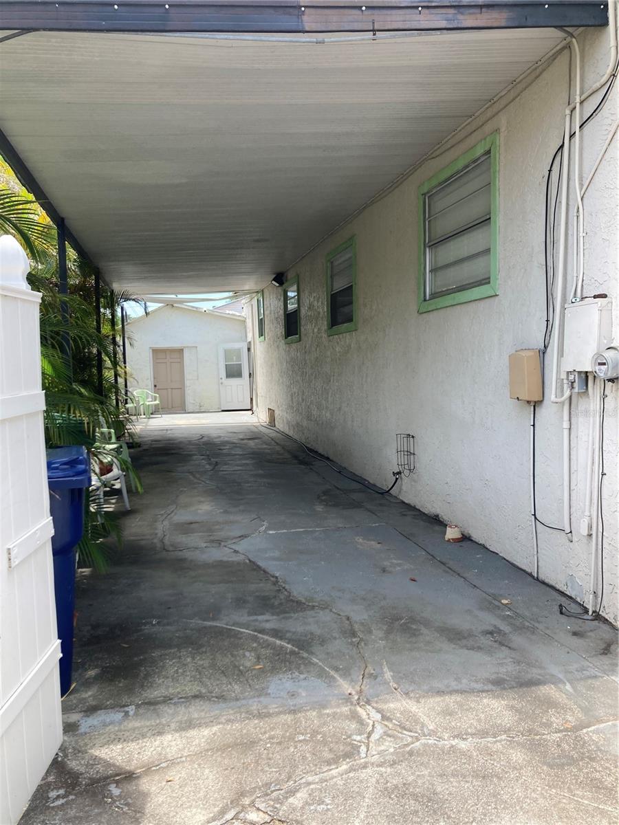 2405 CORRINE ST, TAMPA, FL, 33605