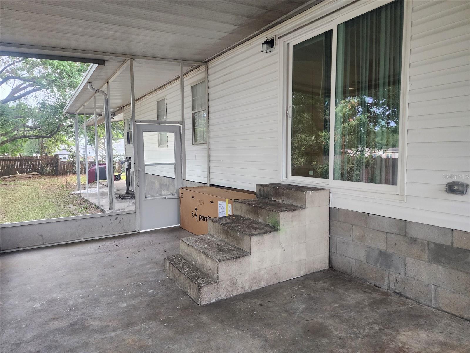 1209 BLUE SKY PL, DOVER, FL, 33527