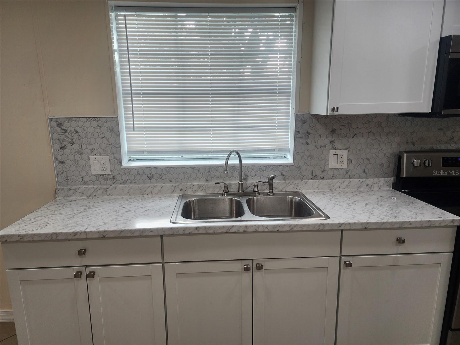 1209 BLUE SKY PL, DOVER, FL, 33527