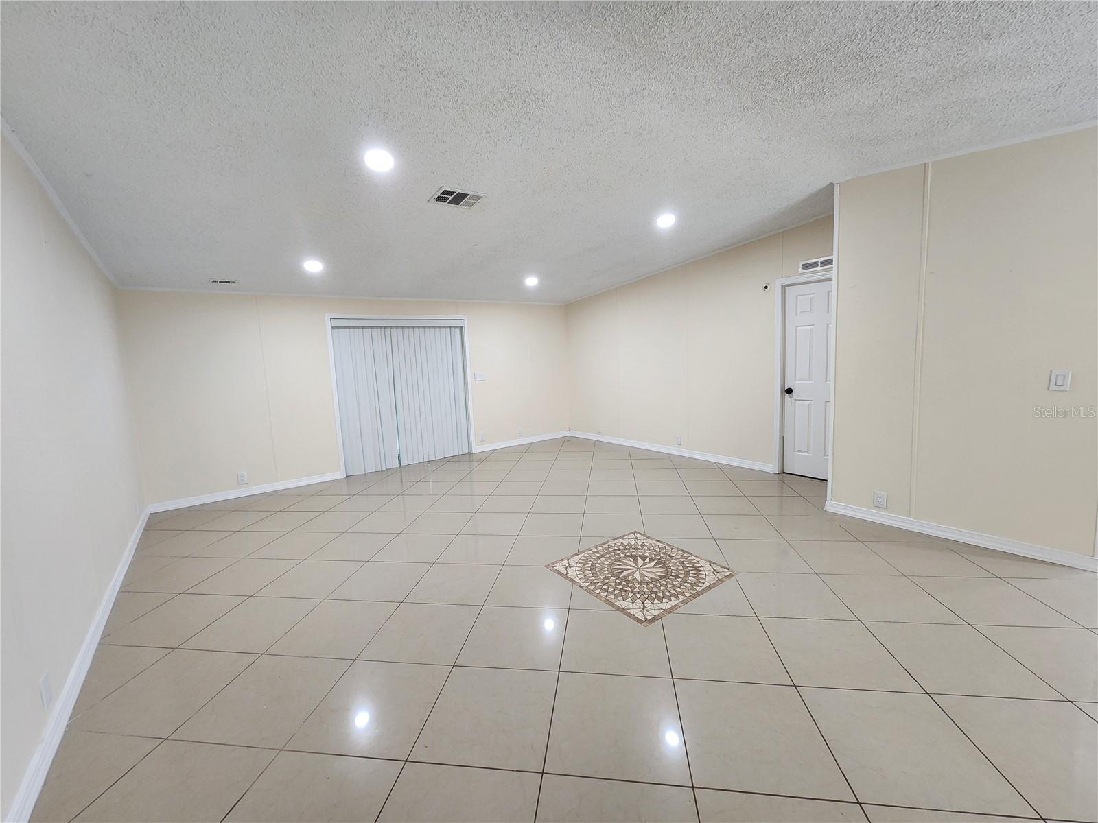 1209 BLUE SKY PL, DOVER, FL, 33527