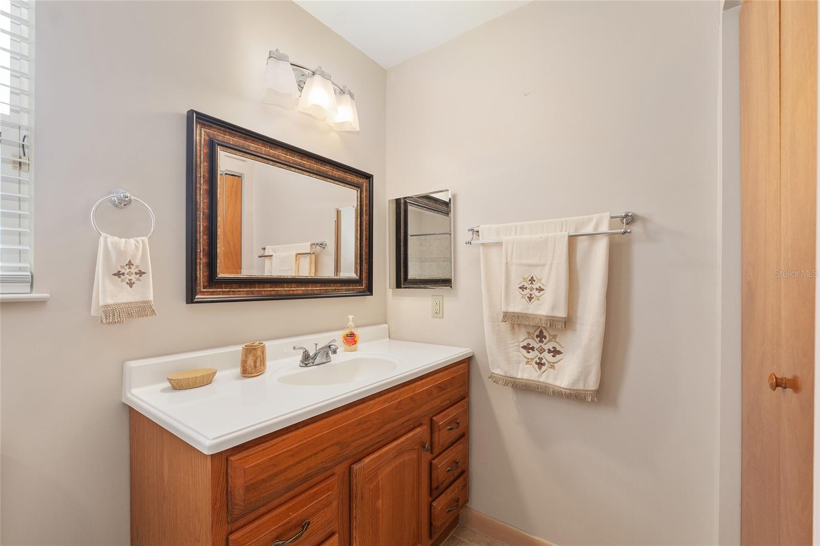 3411 NE 11TH TER, GAINESVILLE, FL, 32609