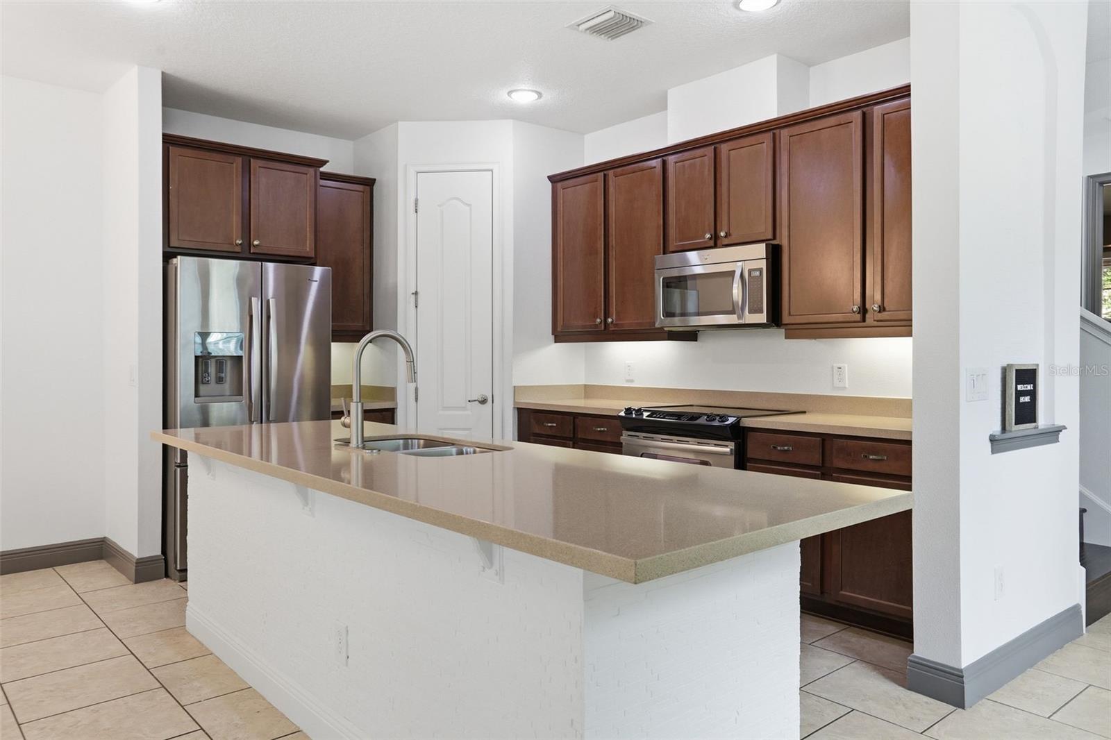 8601 VIA TAVOLERIA WAY, WINDERMERE, FL, 34786
