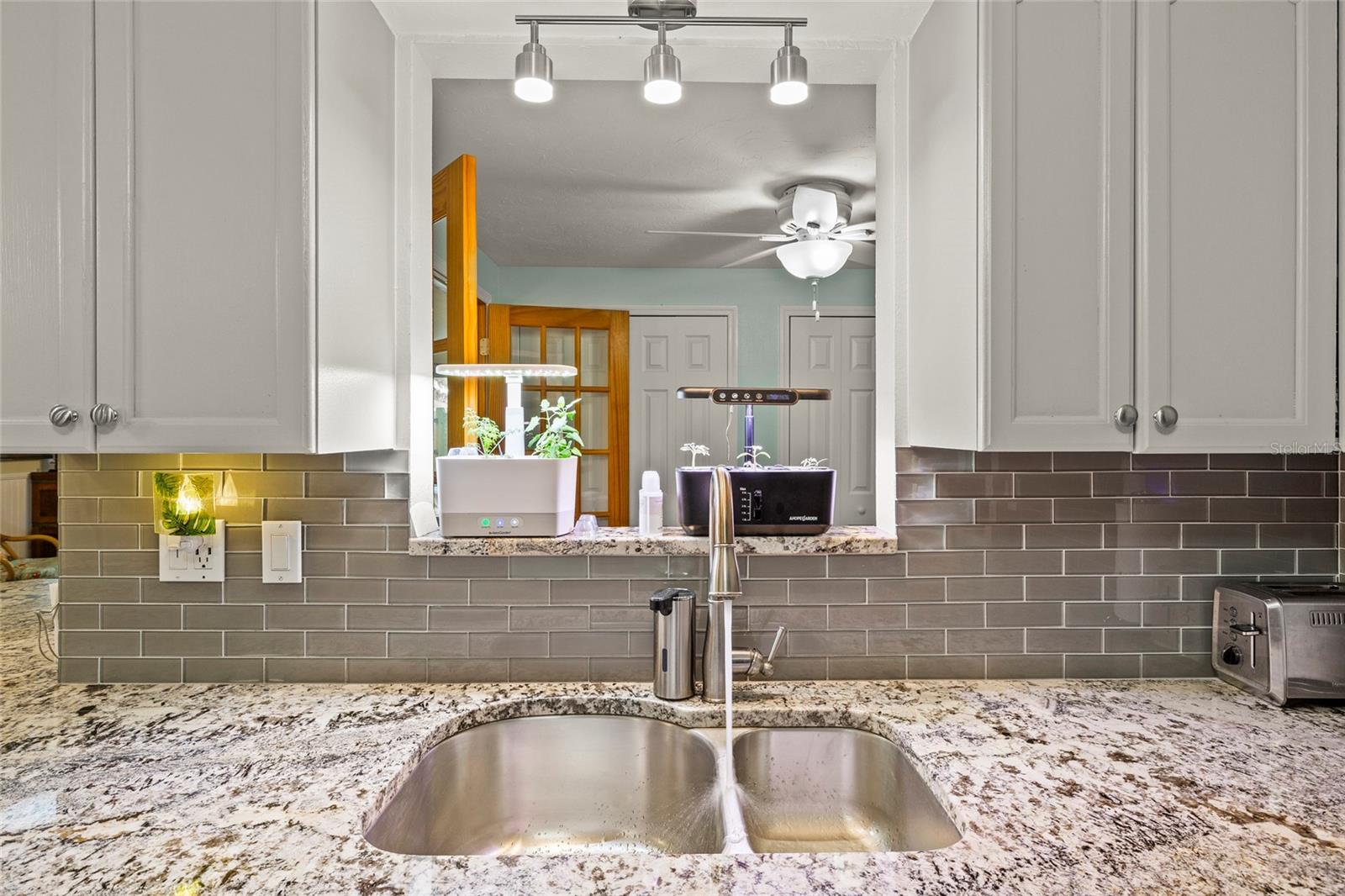6401 36TH AVE W, BRADENTON, FL, 34209