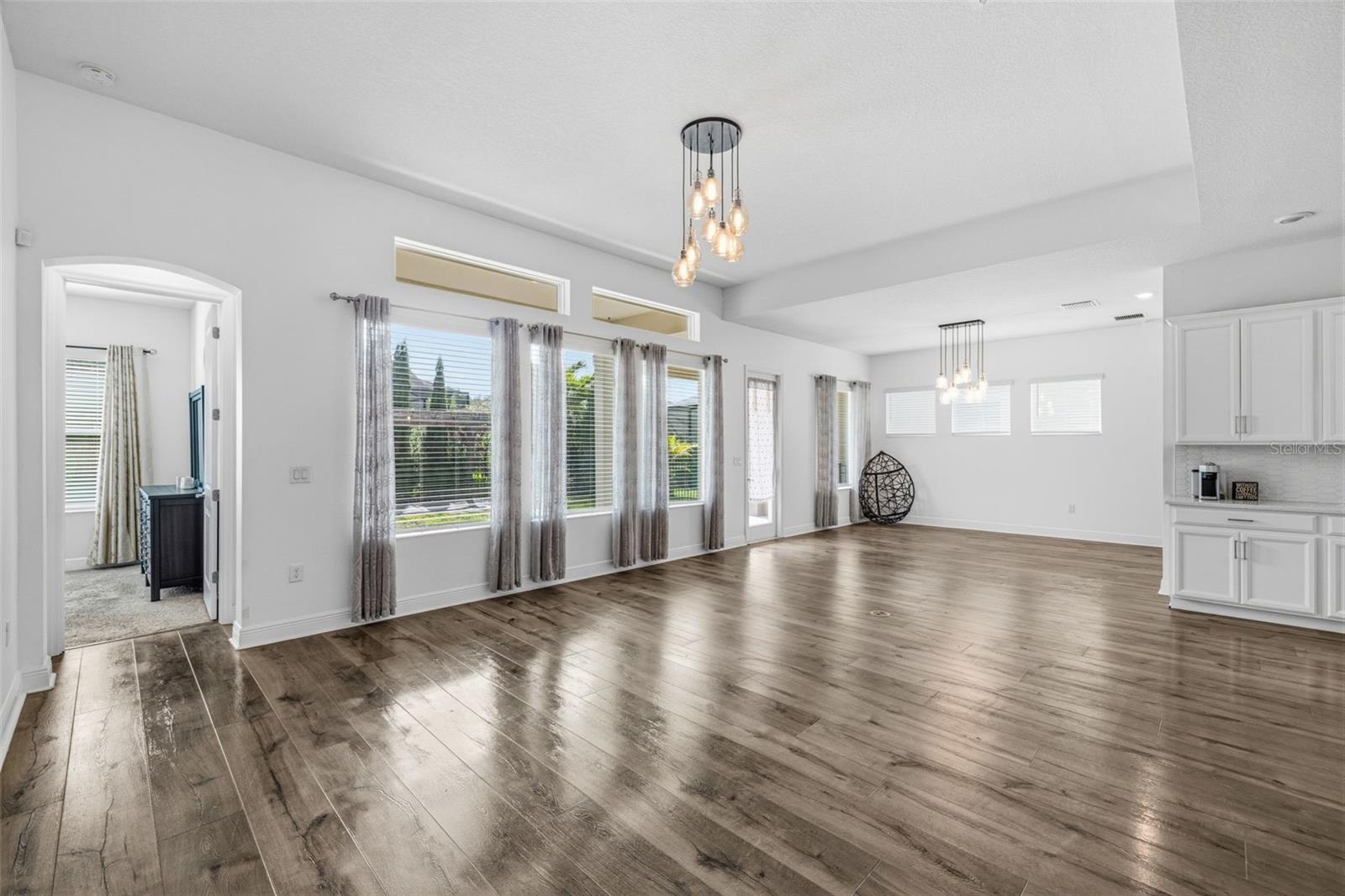 5925 SILVER SUN DR, APOLLO BEACH, FL, 33572