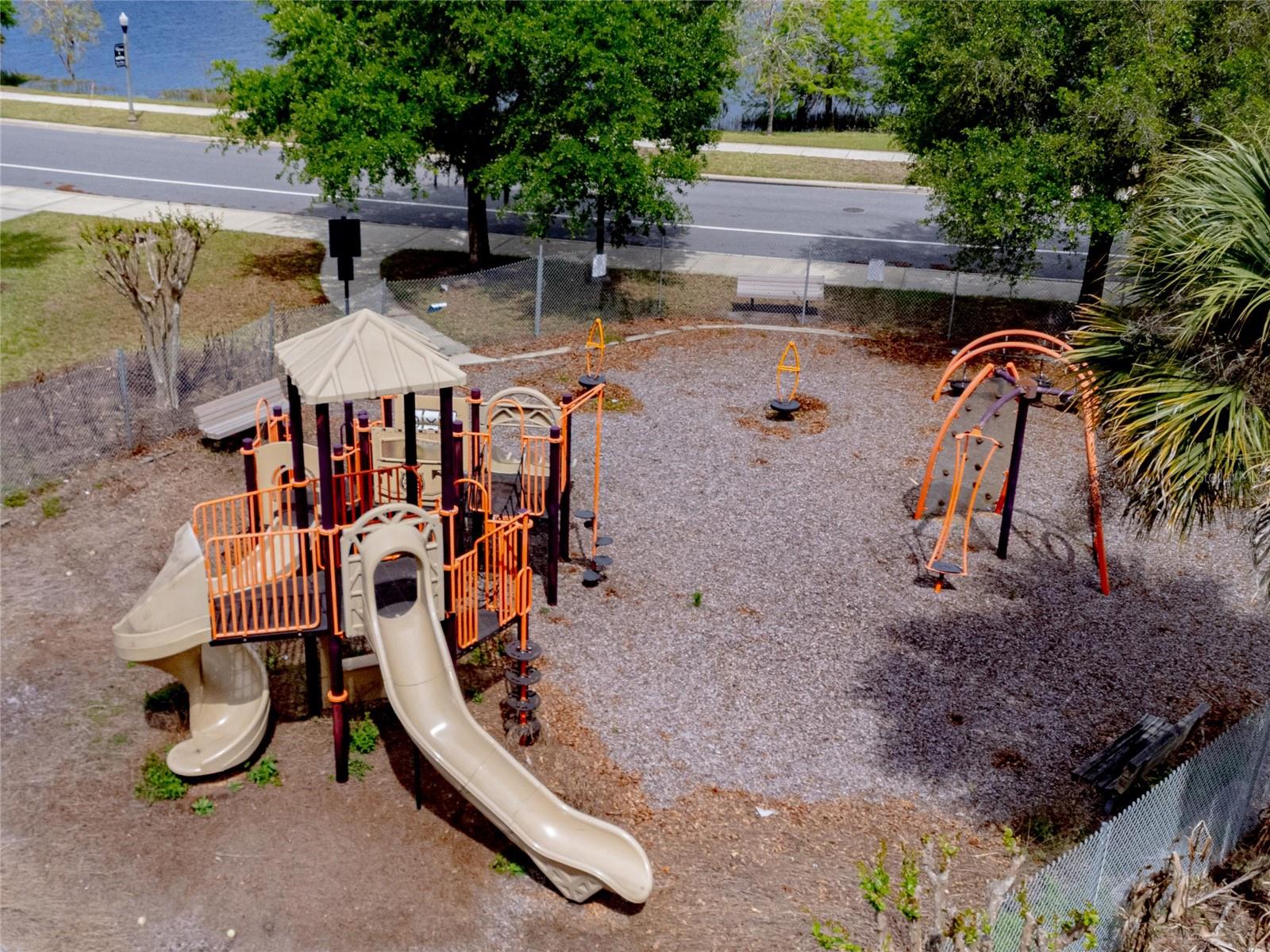 9897 LAKE DISTRICT LN, ORLANDO, FL, 32832