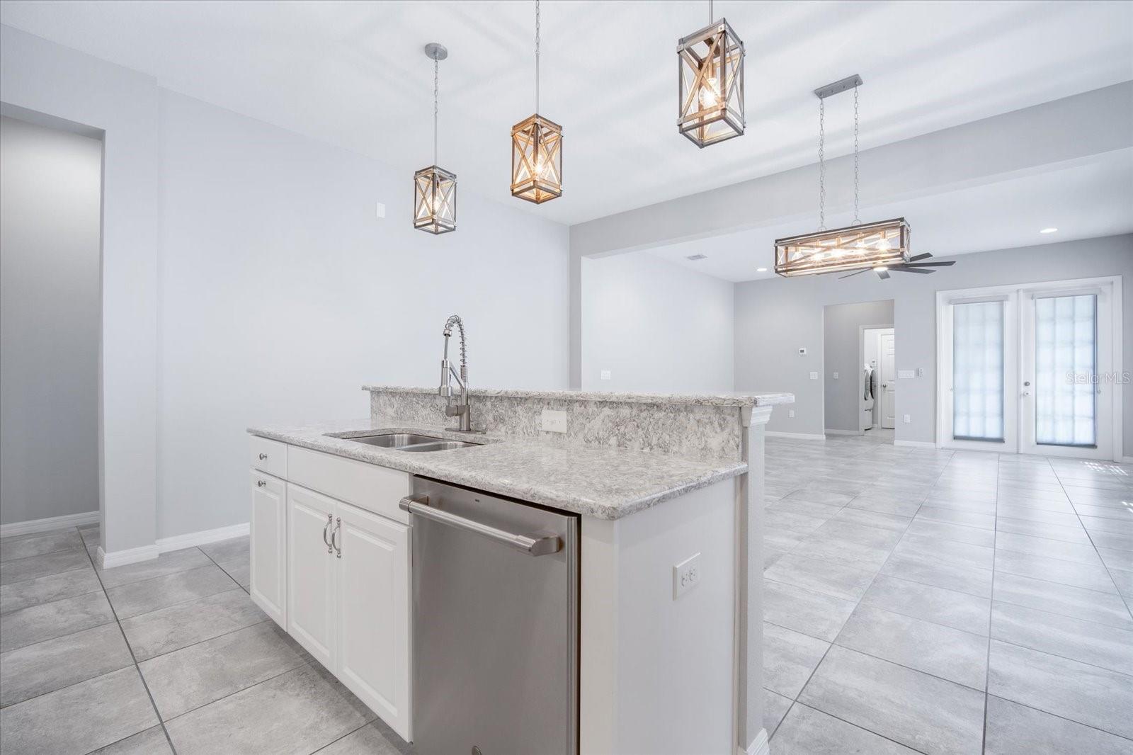 6523 WATSON RD, RIVERVIEW, FL, 33578