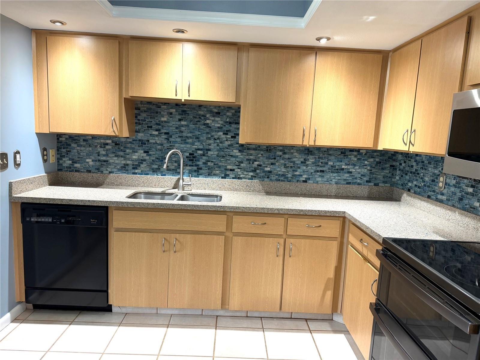 8805 41ST WAY N, PINELLAS PARK, FL, 33782