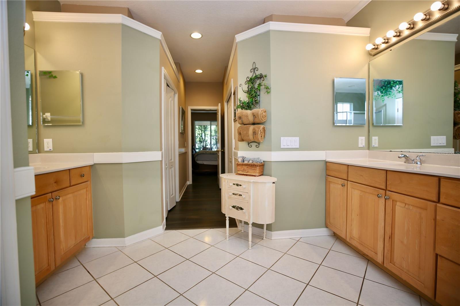 dual sinks in the primary bathroom