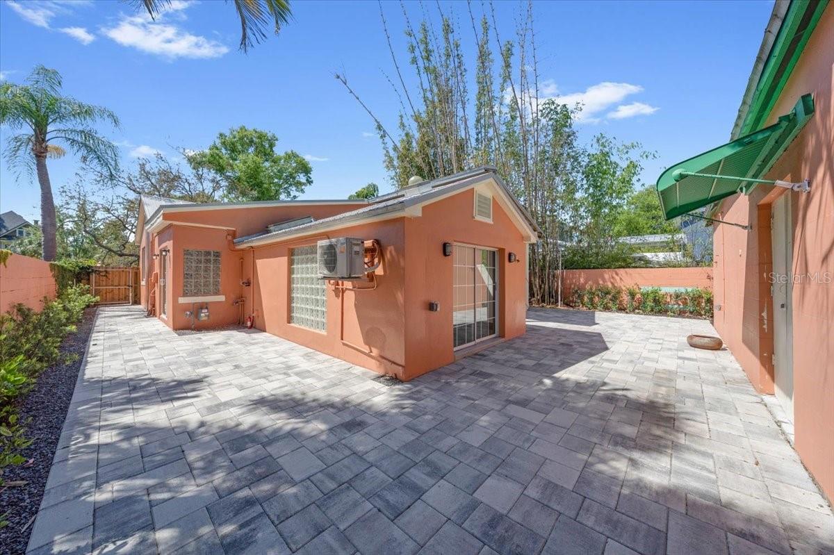 225 17TH AVE SE, ST PETERSBURG, FL, 33701