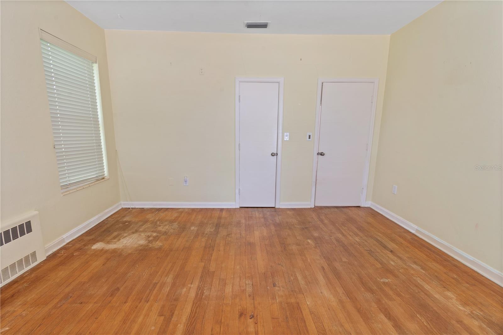 420 E BULLARD AVE, LAKE WALES, FL, 33853