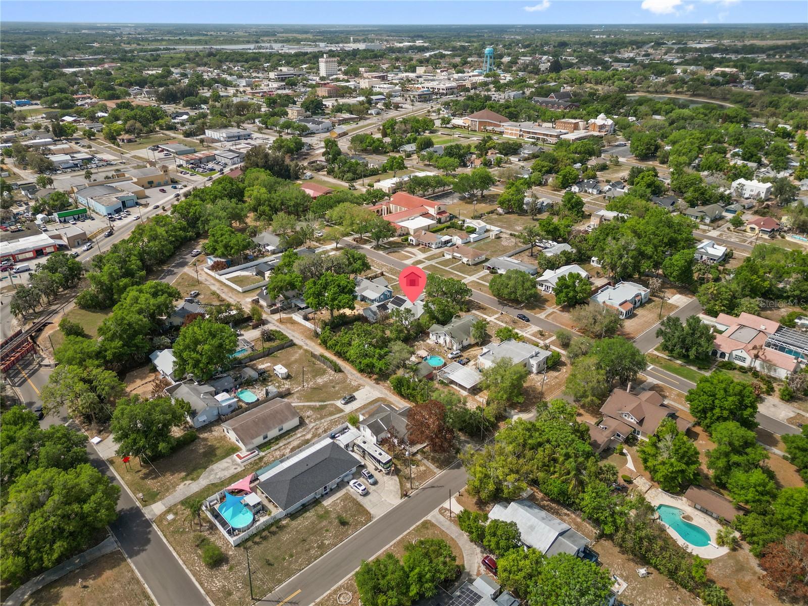 420 E BULLARD AVE, LAKE WALES, FL, 33853