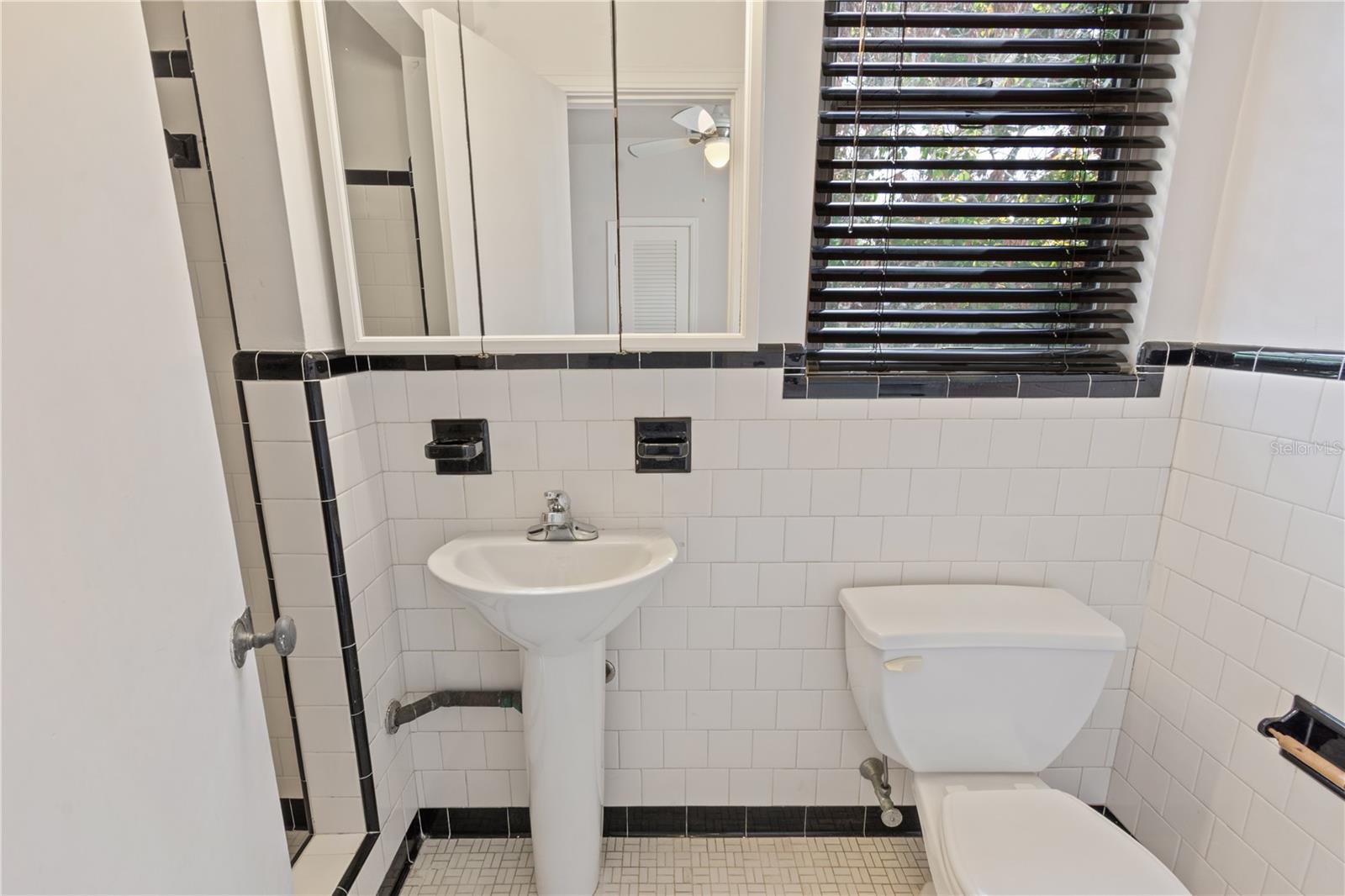 420 E BULLARD AVE, LAKE WALES, FL, 33853