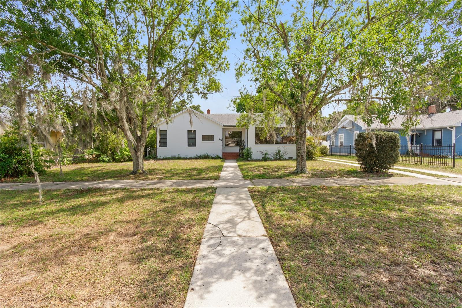 420 E BULLARD AVE, LAKE WALES, FL, 33853