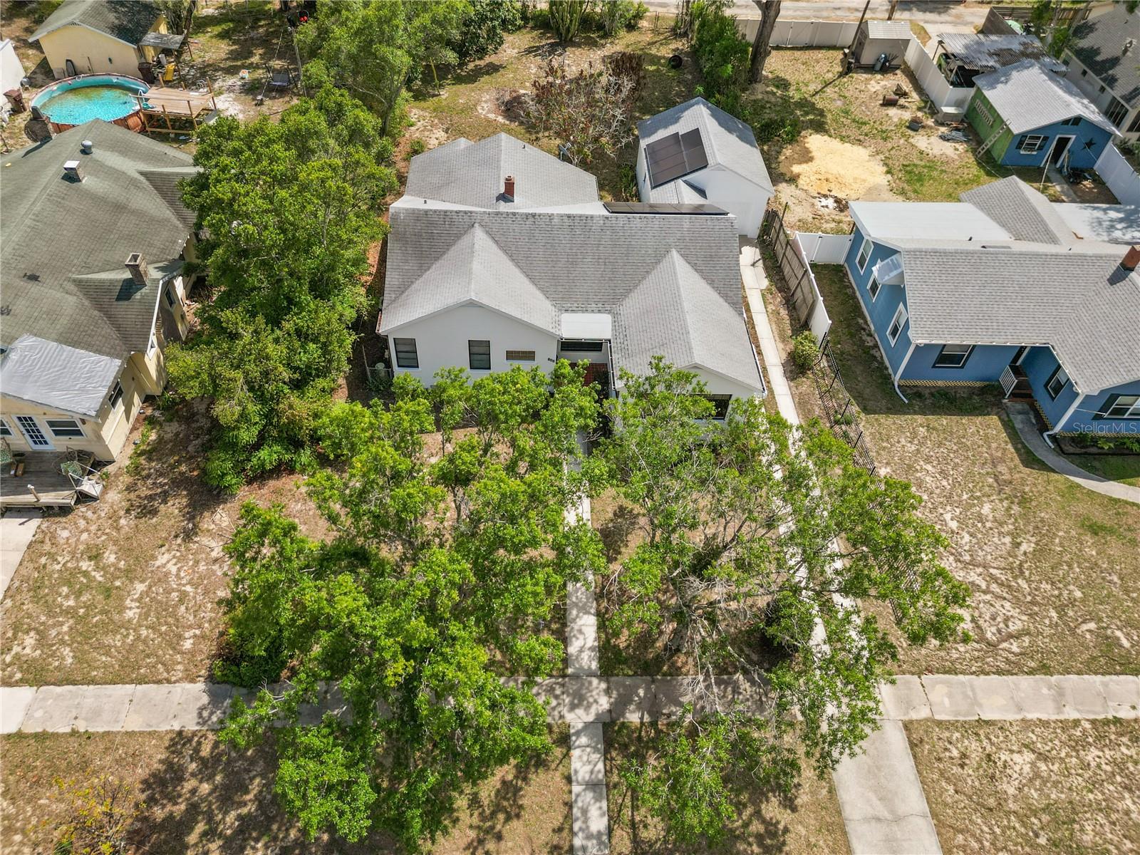 420 E BULLARD AVE, LAKE WALES, FL, 33853