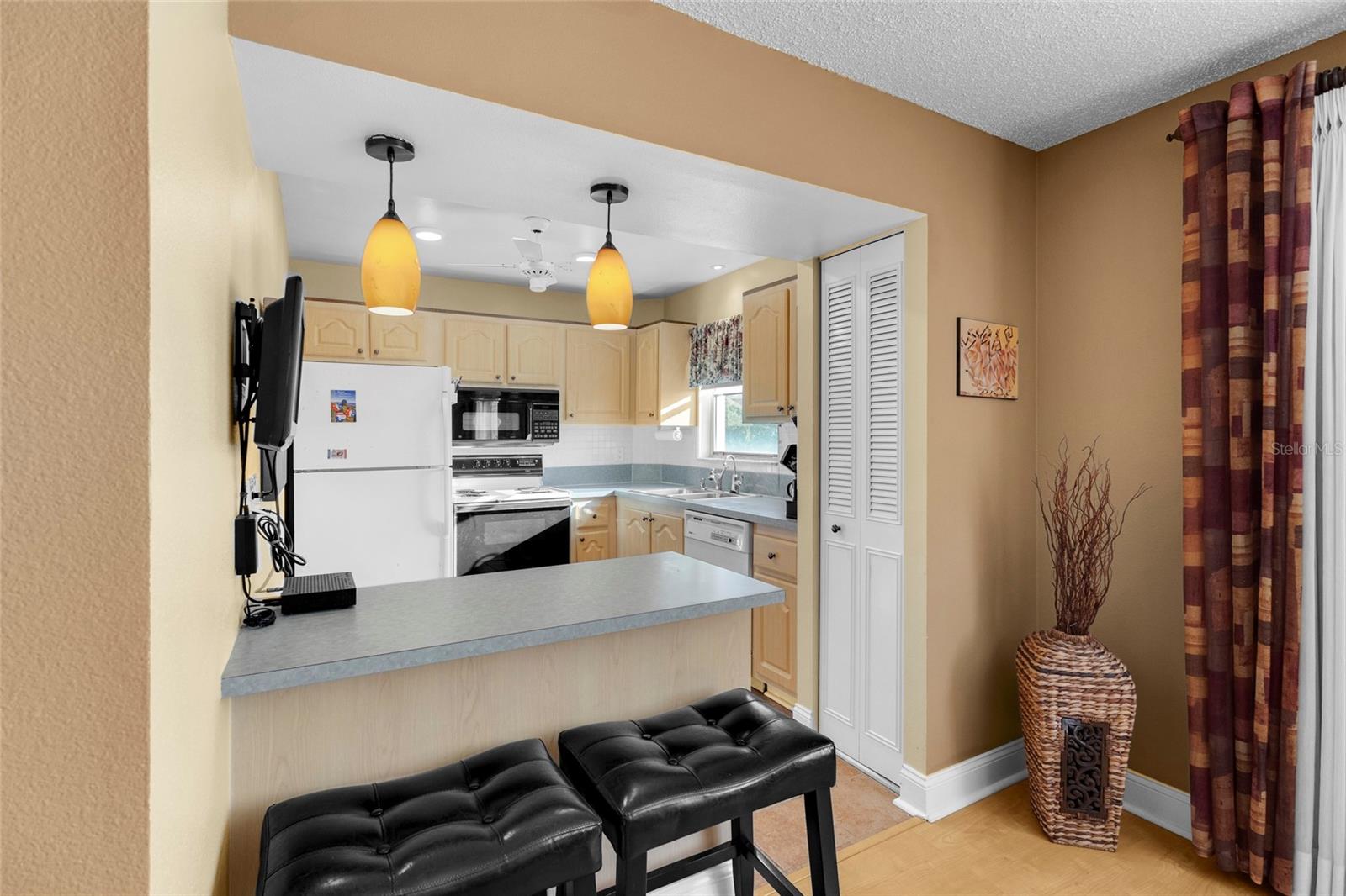 4210 IRONWOOD CIR #308J, BRADENTON, FL, 34209