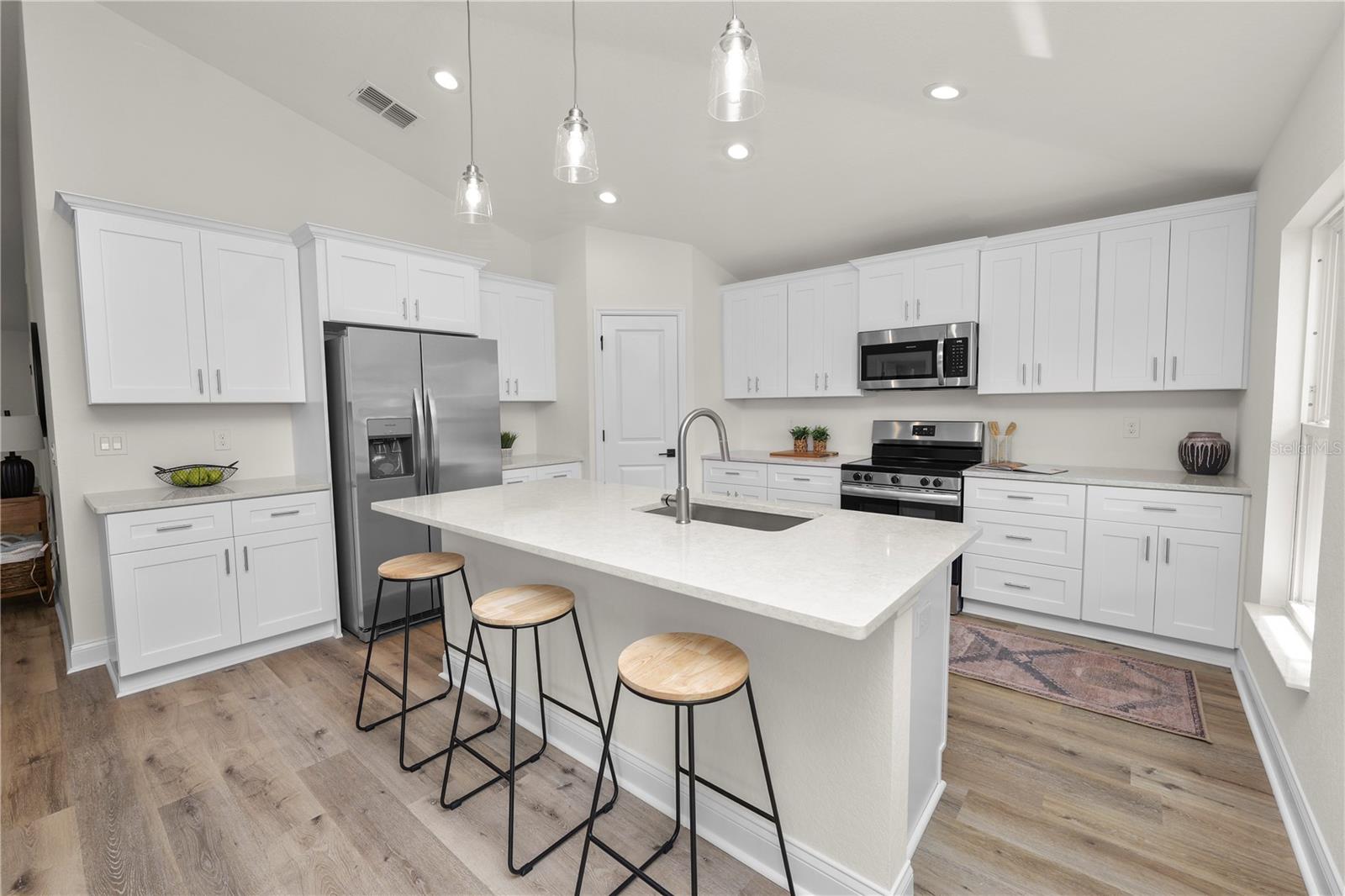 790 EAGLE AVE E, EAGLE LAKE, FL, 33839