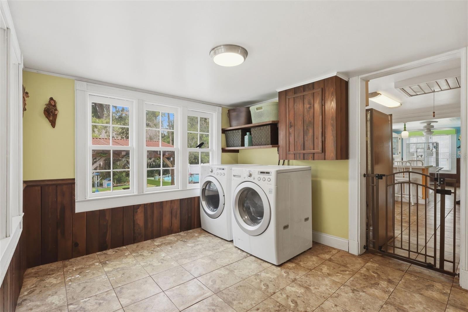 460 ALHAMBRA AVE, DE LEON SPRINGS, FL, 32130