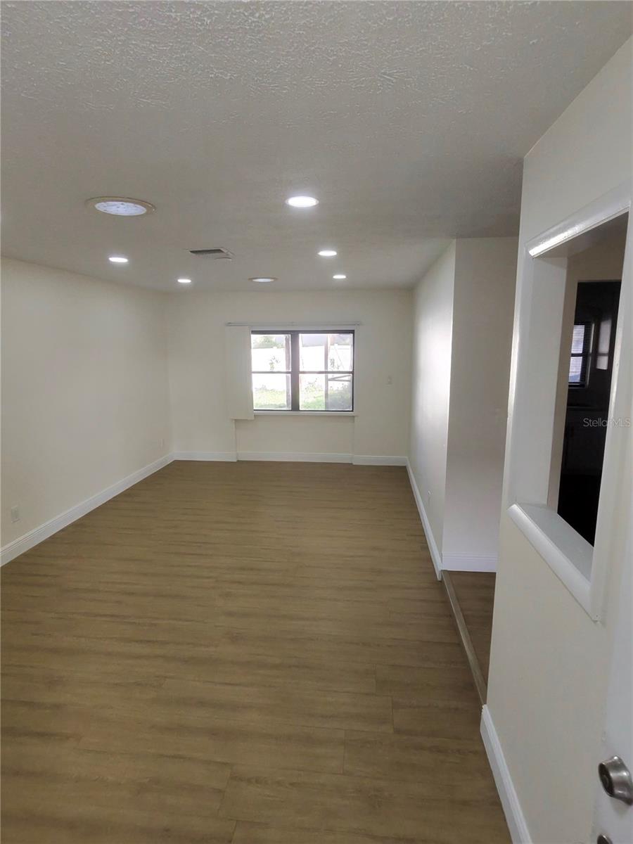 1104 SAGAMORE DR, SEFFNER, FL, 33584