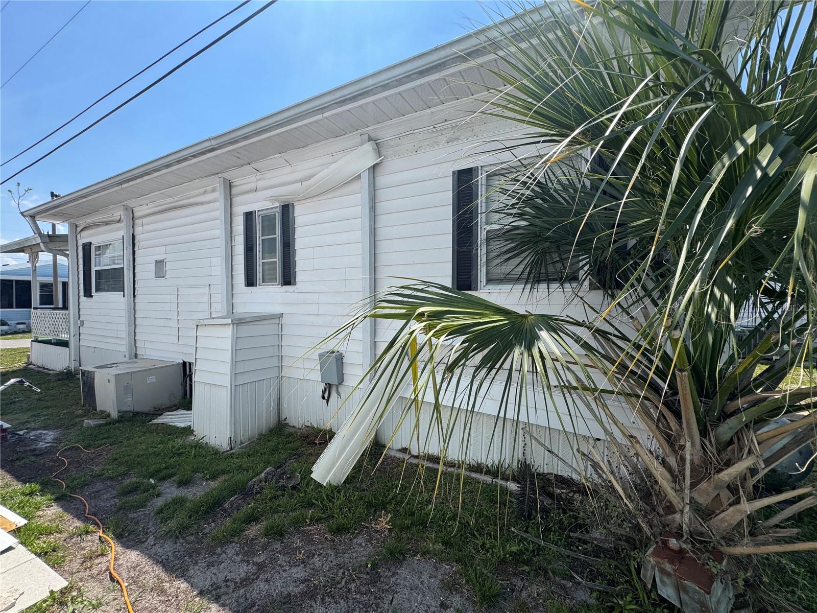 2049 CHAMPION ST, SARASOTA, FL, 34231