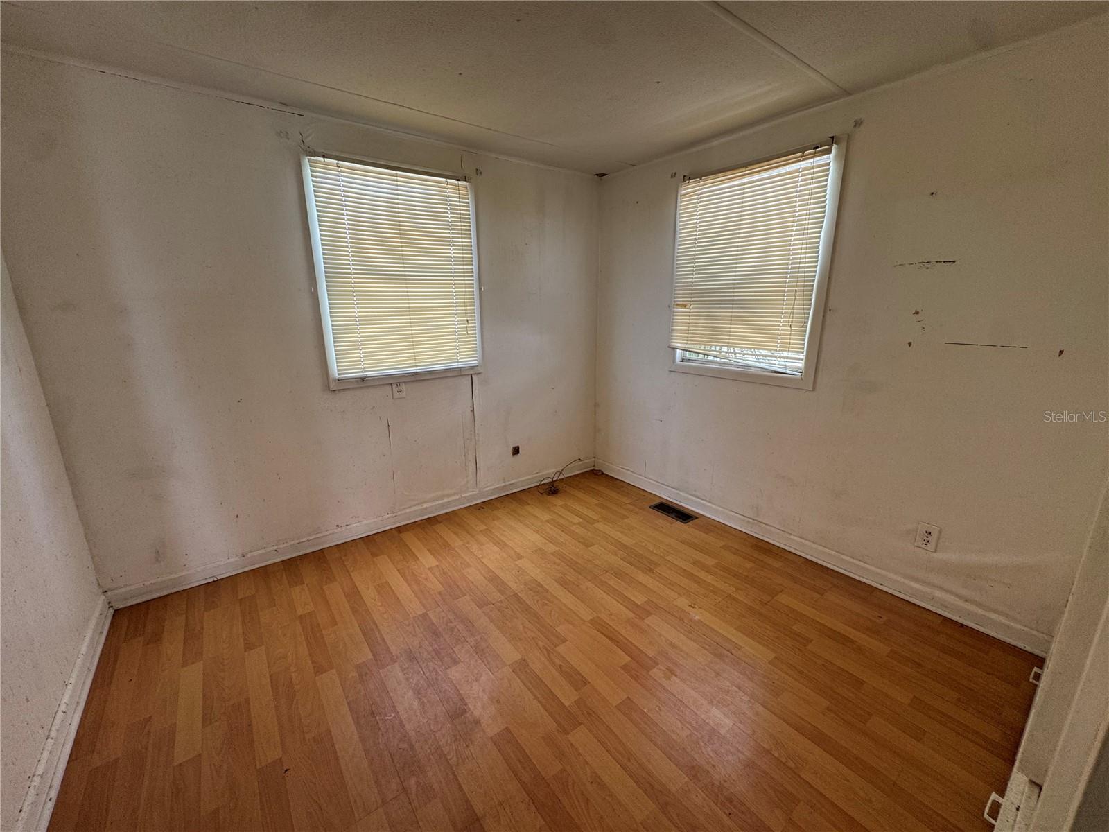2049 CHAMPION ST, SARASOTA, FL, 34231