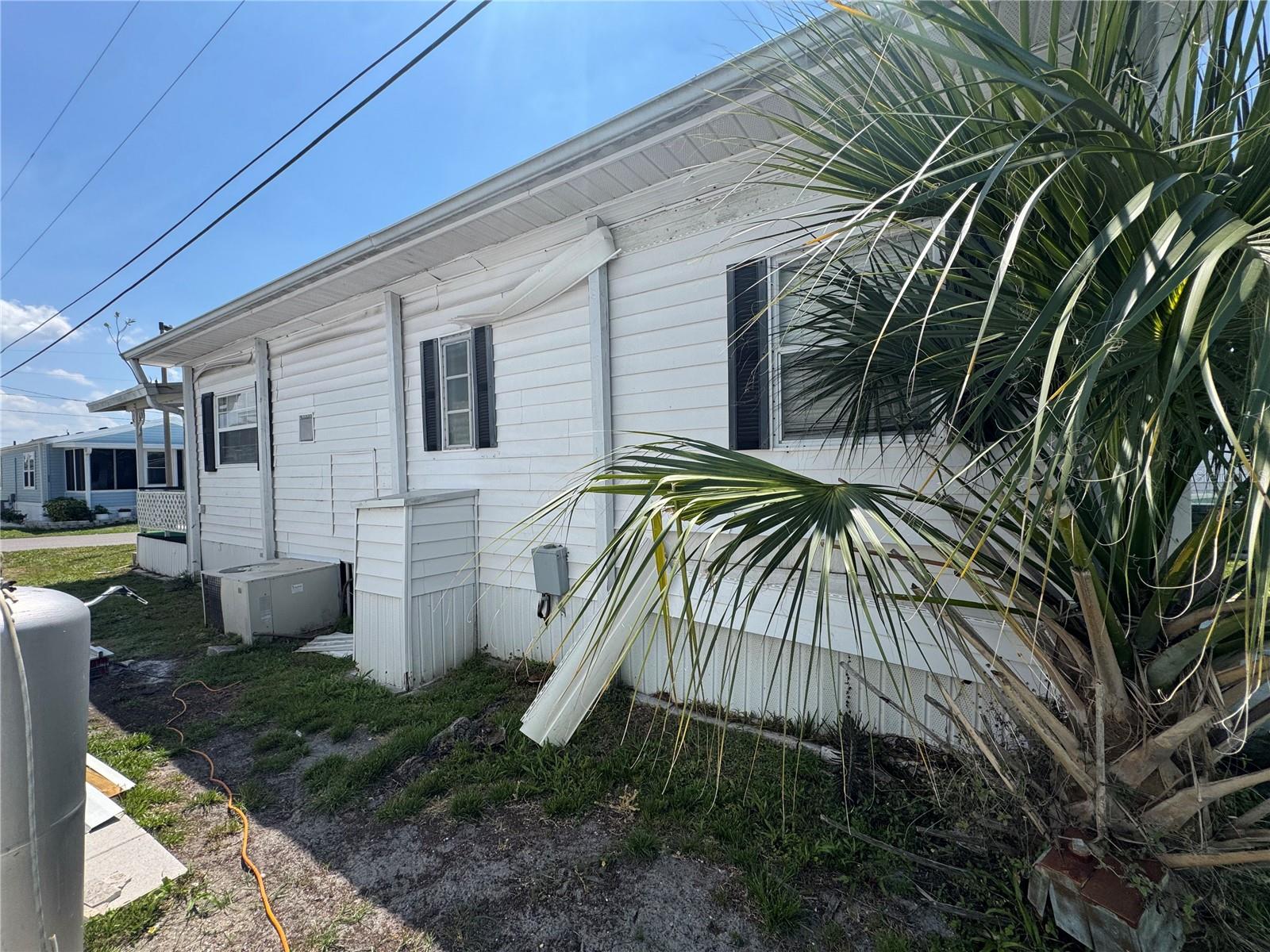 2049 CHAMPION ST, SARASOTA, FL, 34231