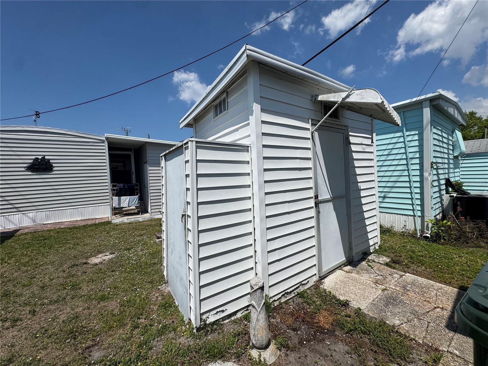 2049 CHAMPION ST, SARASOTA, FL, 34231
