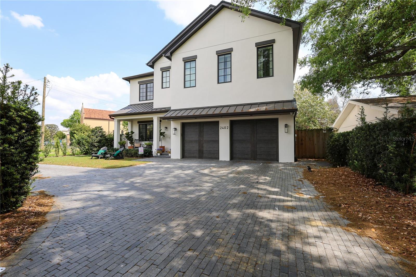 2402 W PARKLAND BLVD, TAMPA, FL, 33609