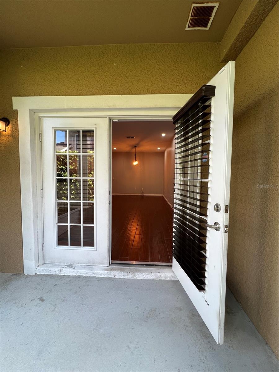 8210 DOWN ROYAL RD, TAMPA, FL, 33610