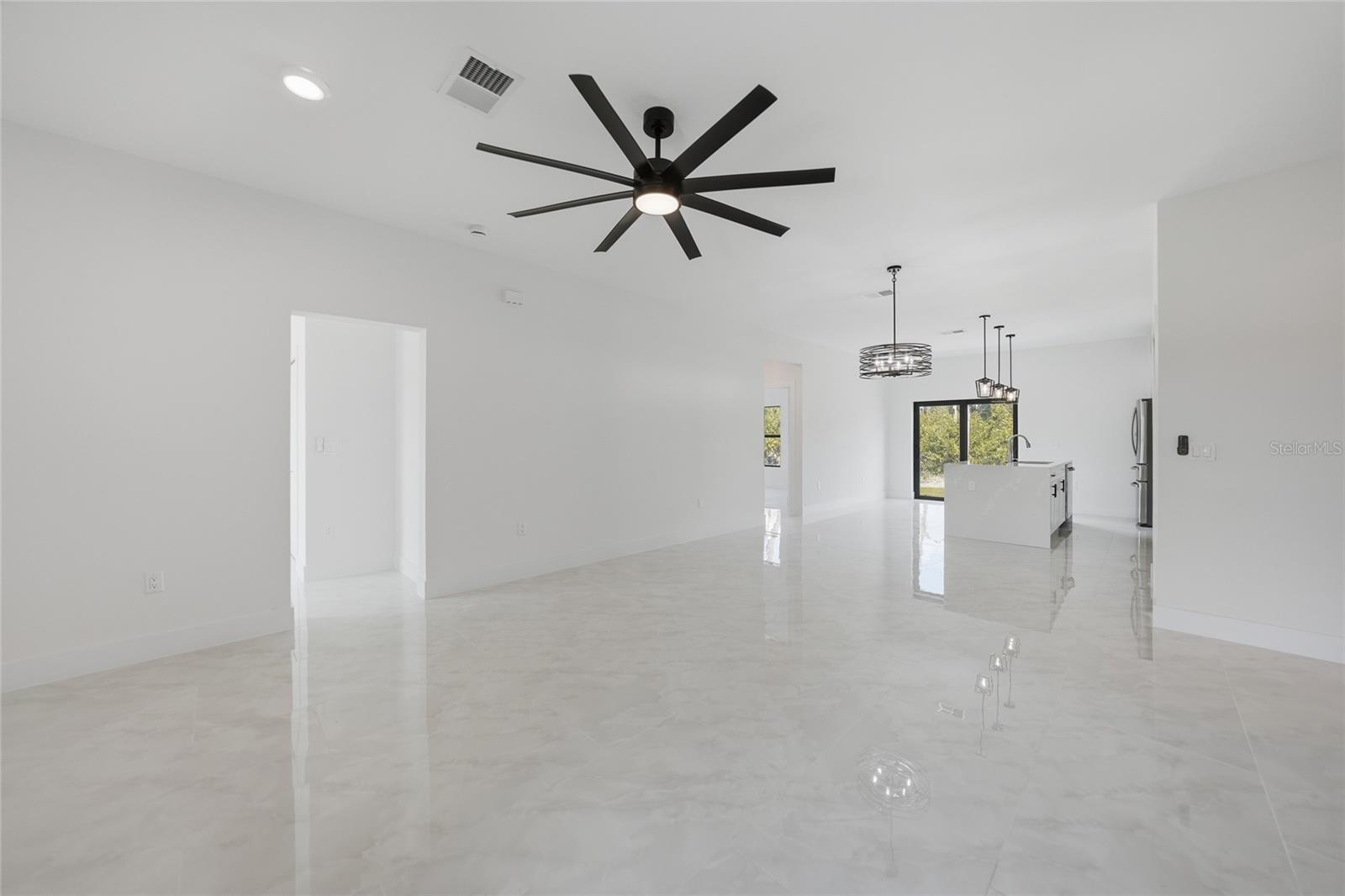 11370 GULFSTREAM BLVD, PORT CHARLOTTE, FL, 33981