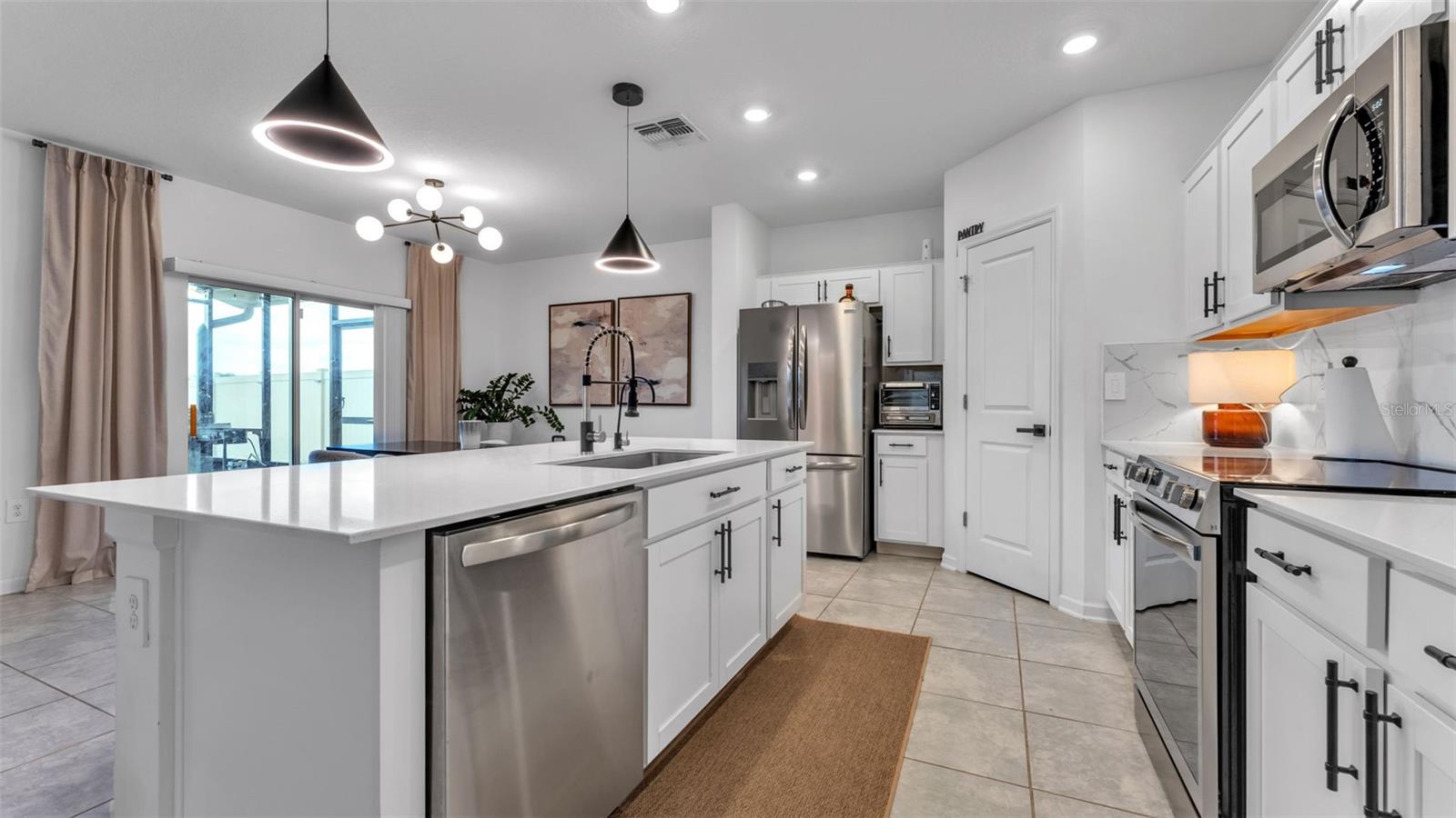 569 REGGIE RD, WINTER HAVEN, FL, 33884
