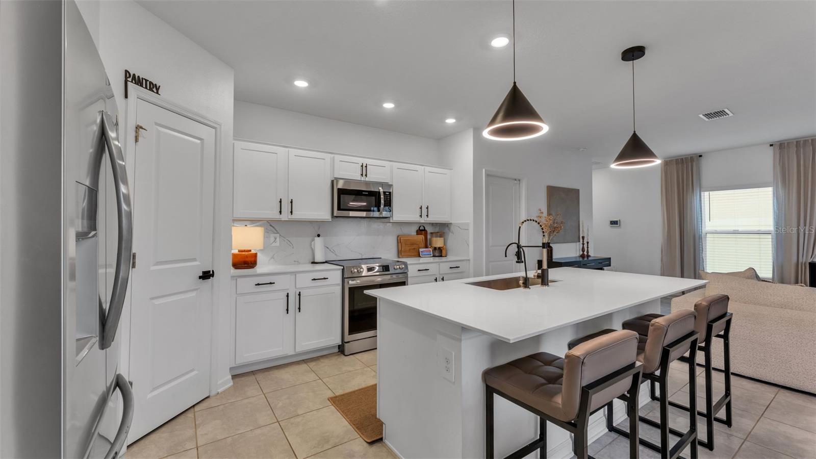 569 REGGIE RD, WINTER HAVEN, FL, 33884