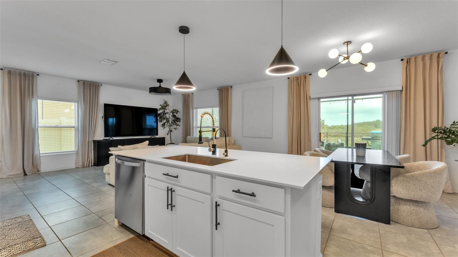 569 REGGIE RD, WINTER HAVEN, FL, 33884
