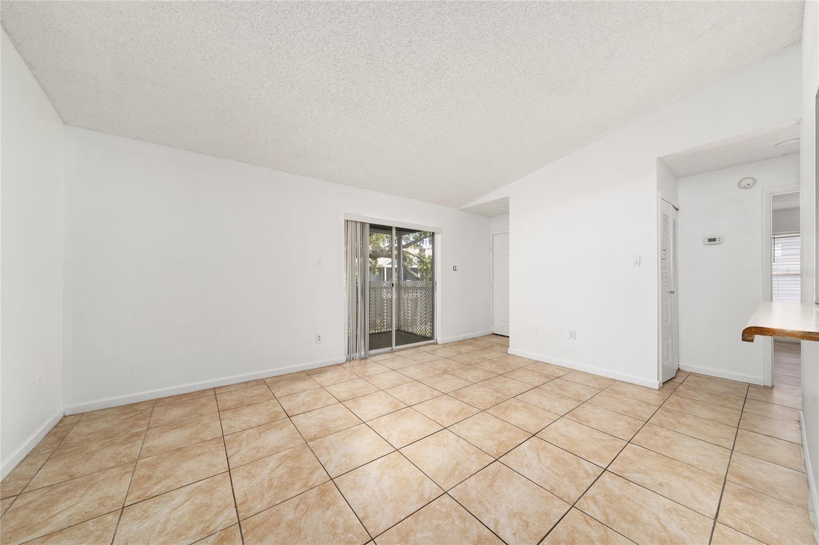 3849 BAY CLUB CIR #204, KISSIMMEE, FL, 34741