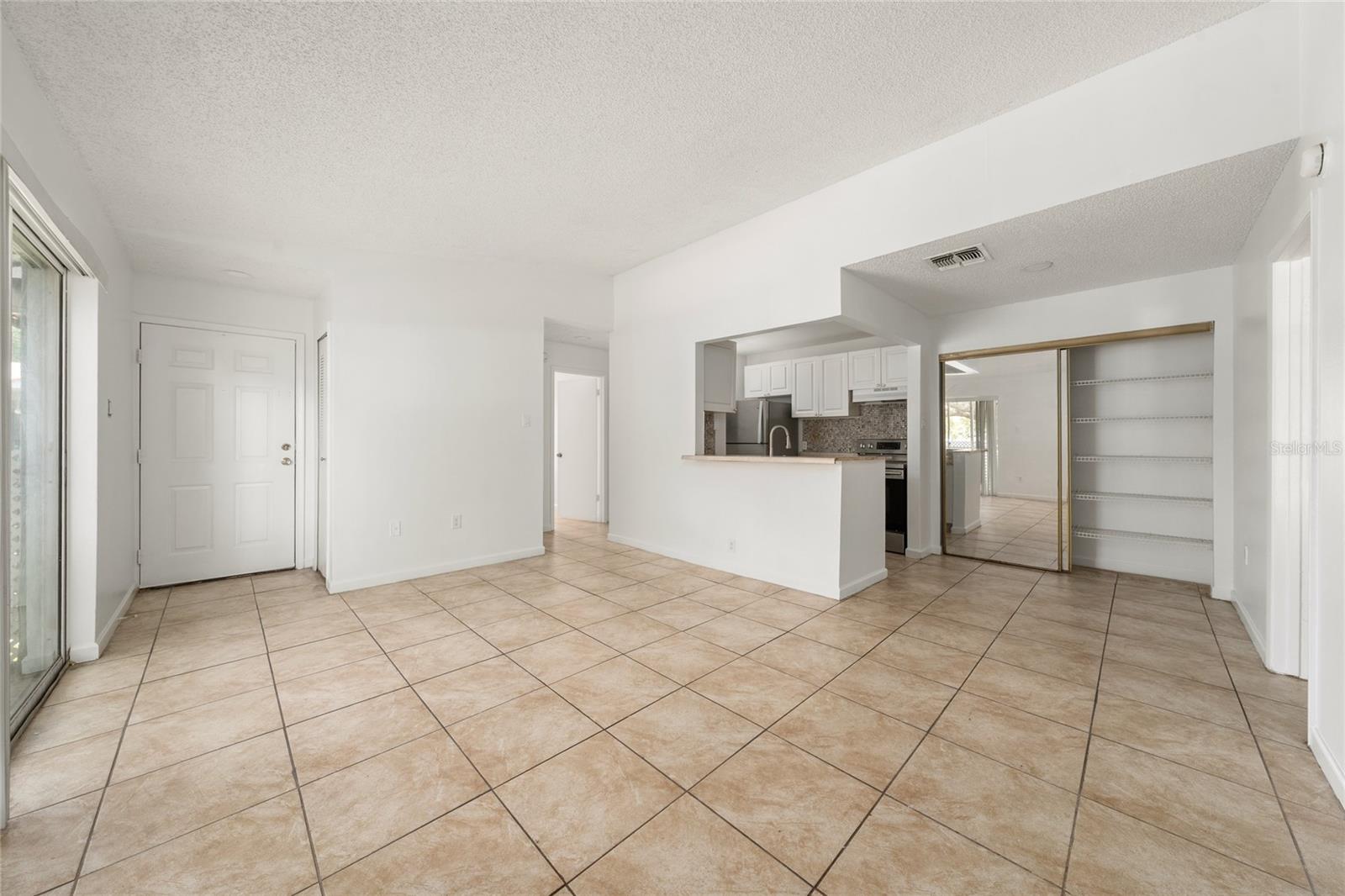 3849 BAY CLUB CIR #204, KISSIMMEE, FL, 34741