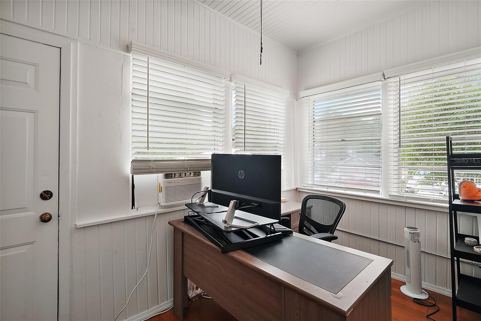 427 S GROVE ST, EUSTIS, FL, 32726