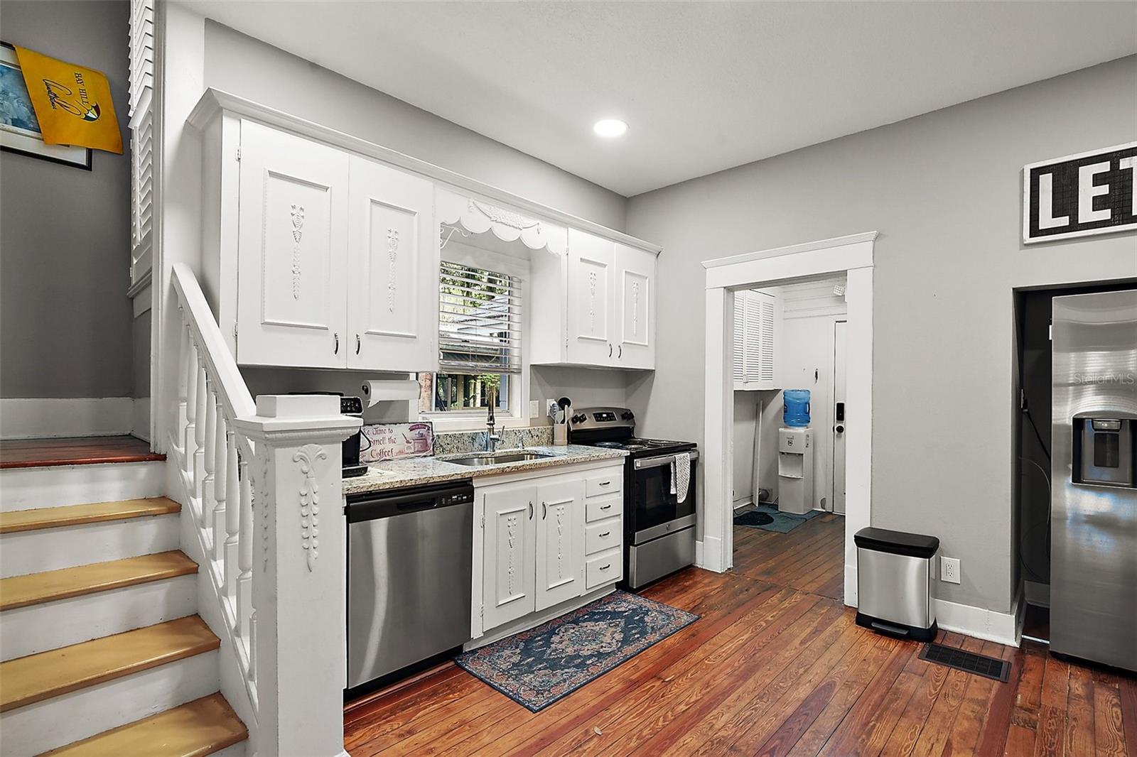 427 S GROVE ST, EUSTIS, FL, 32726