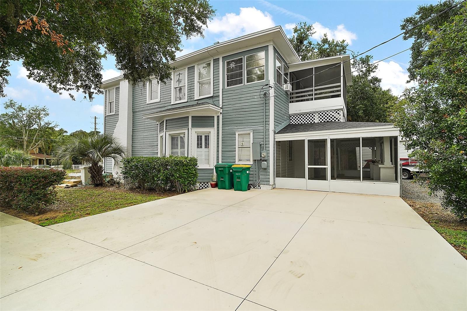 427 S GROVE ST, EUSTIS, FL, 32726