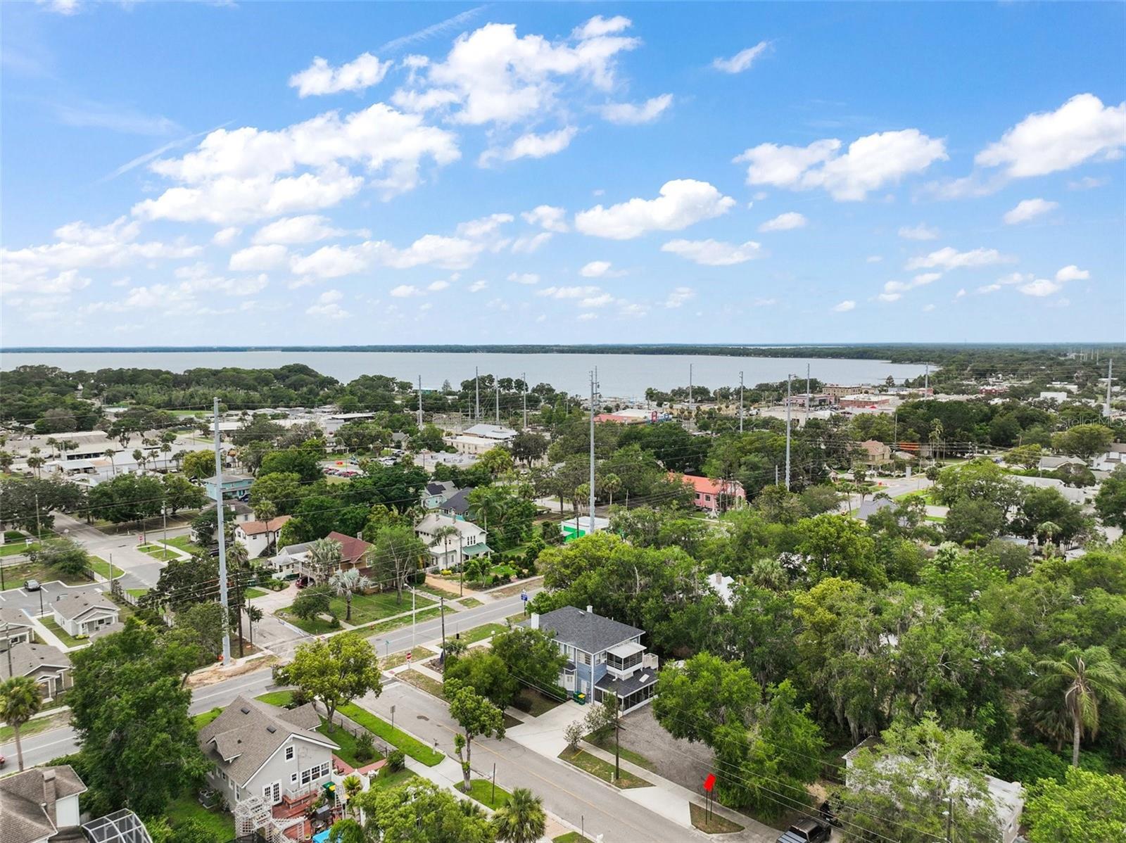 427 S GROVE ST, EUSTIS, FL, 32726