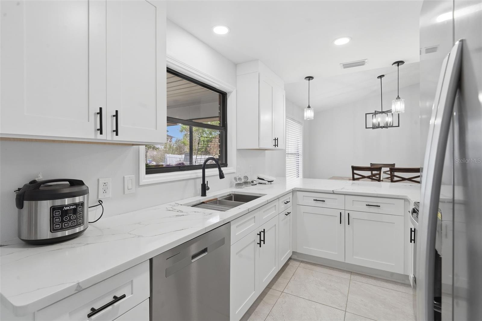 783 S ATMORE CIR, DELTONA, FL, 32725
