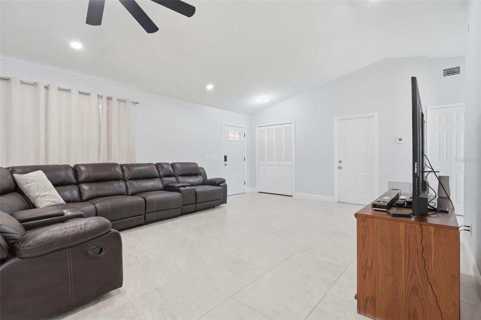 783 S ATMORE CIR, DELTONA, FL, 32725