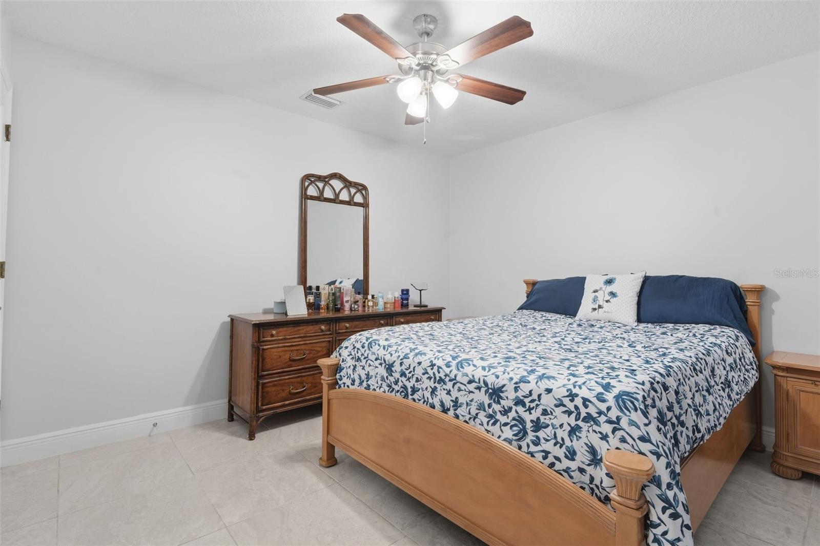 783 S ATMORE CIR, DELTONA, FL, 32725