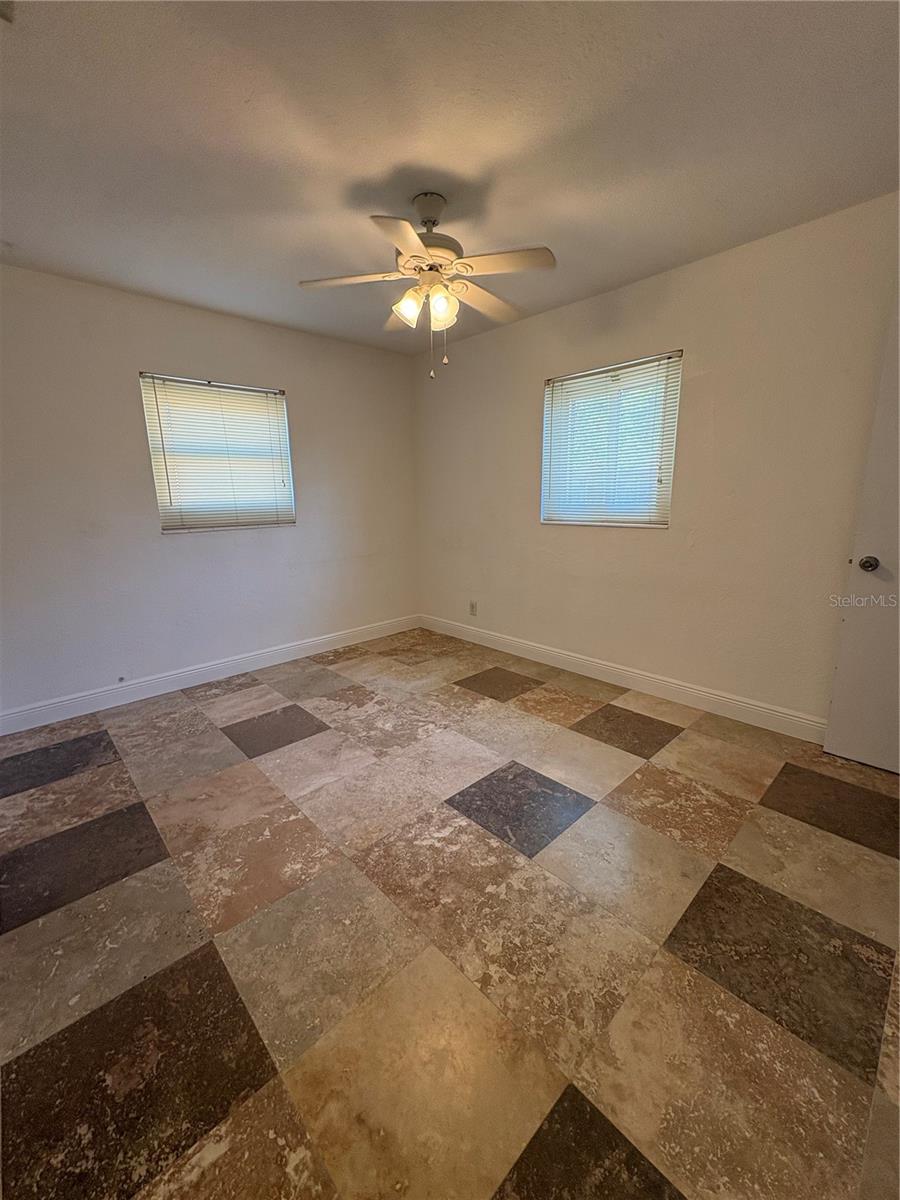 218 LEWIS BLVD SE, ST PETERSBURG, FL, 33705