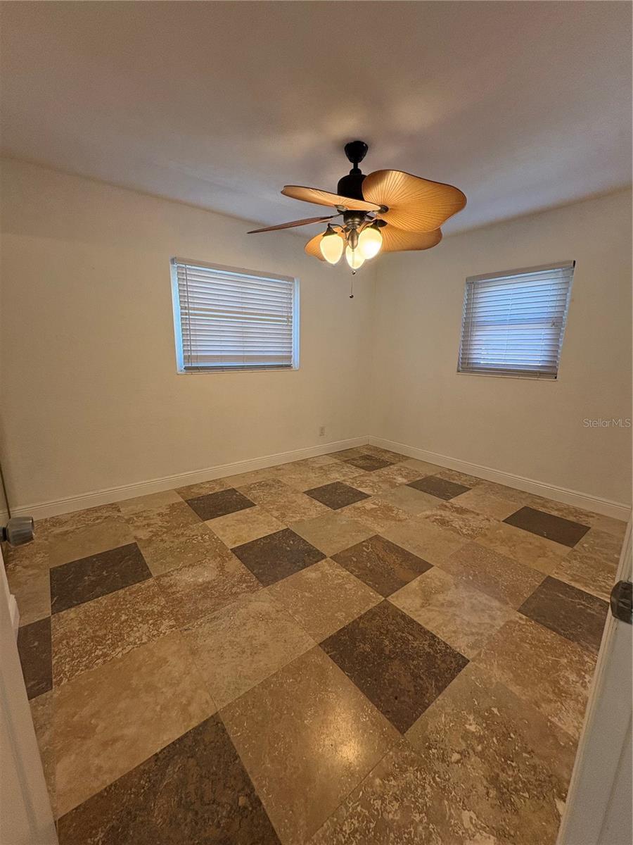 218 LEWIS BLVD SE, ST PETERSBURG, FL, 33705