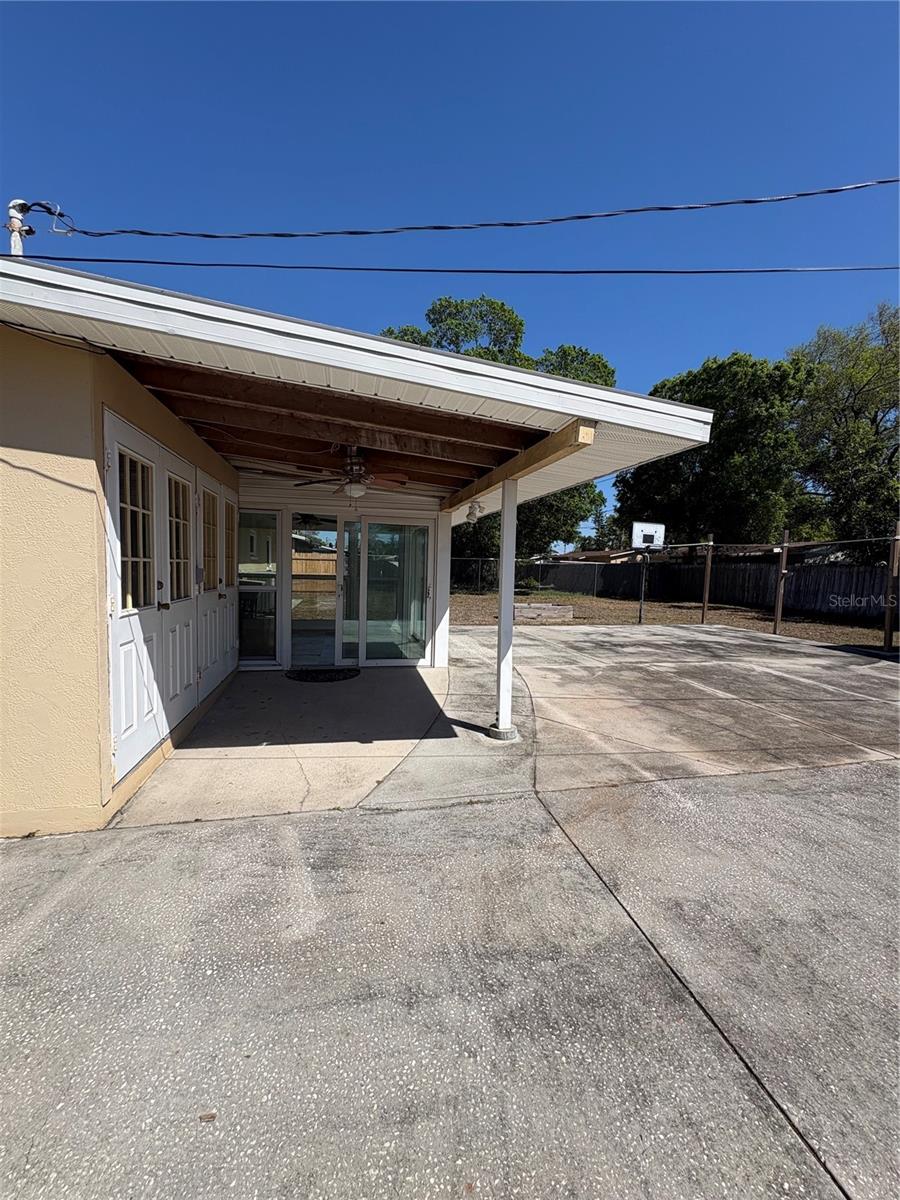 218 LEWIS BLVD SE, ST PETERSBURG, FL, 33705