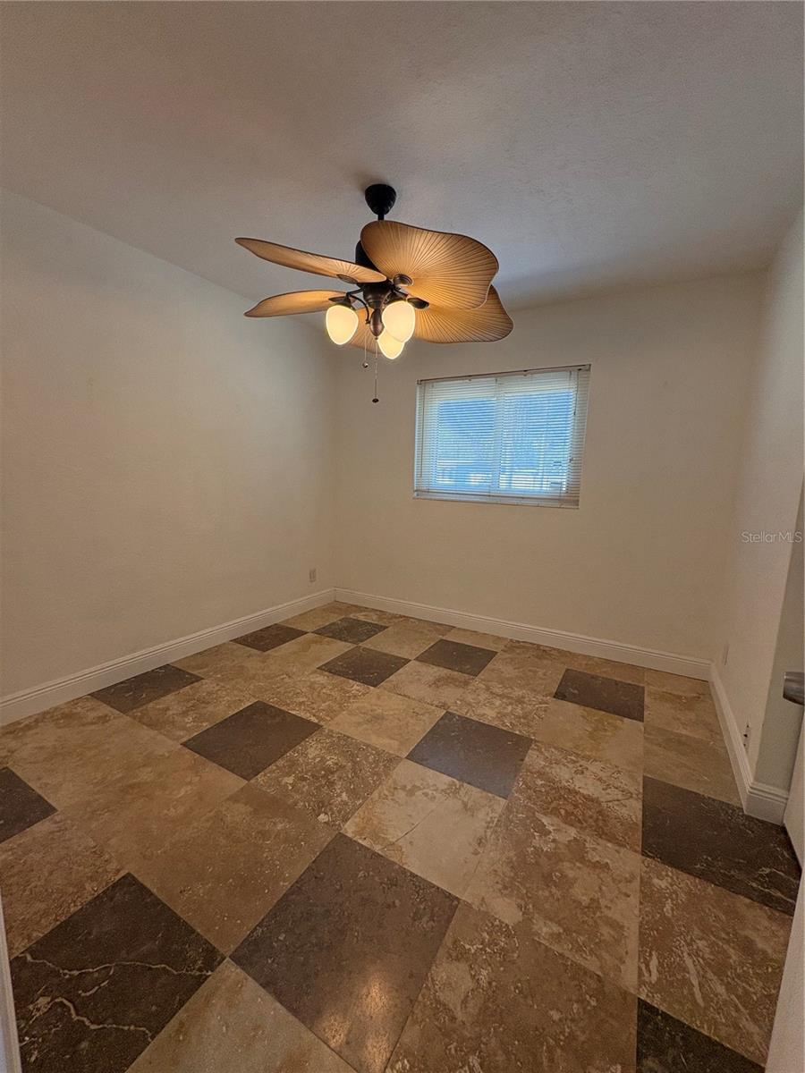 218 LEWIS BLVD SE, ST PETERSBURG, FL, 33705