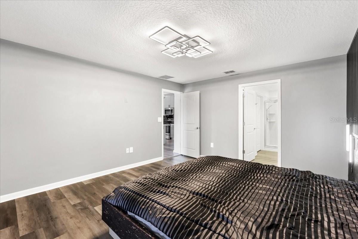 946 LAUREL VIEW WAY, GROVELAND, FL, 34736
